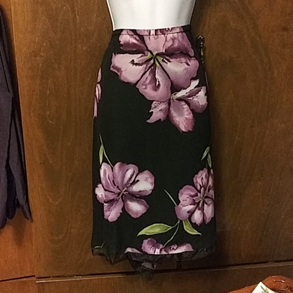 NWOT GEORGE BLACK PURPLE FLORAL SKIRT